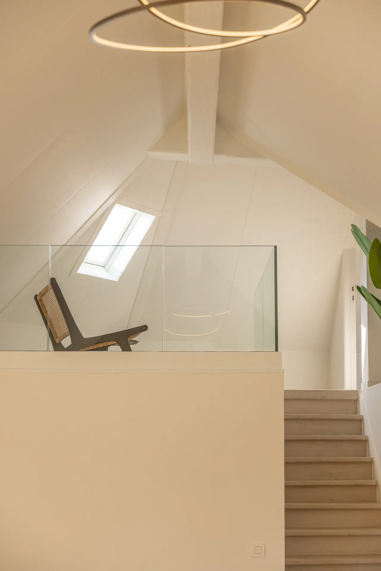 Mezzanine onder het dakraam